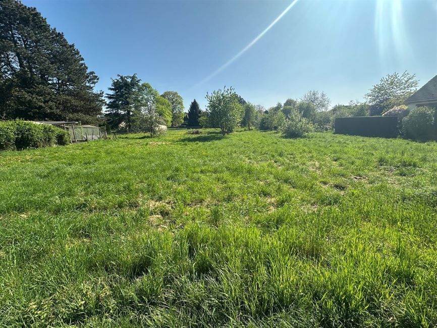 Magnif. terrain plein sud qui attend votre villa !