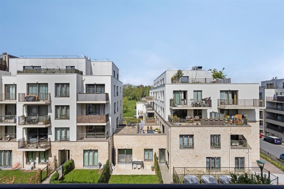 VENDU ! Bel appart 1CH en parfait état - terrasses + pkg