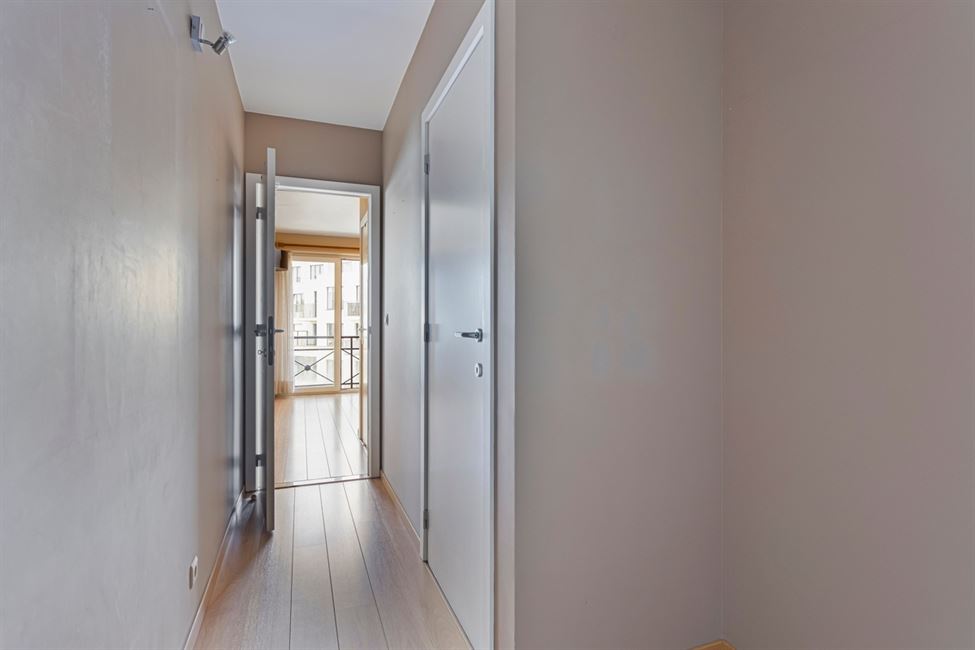 VENDU ! Bel appart 1CH en parfait état - terrasses + pkg