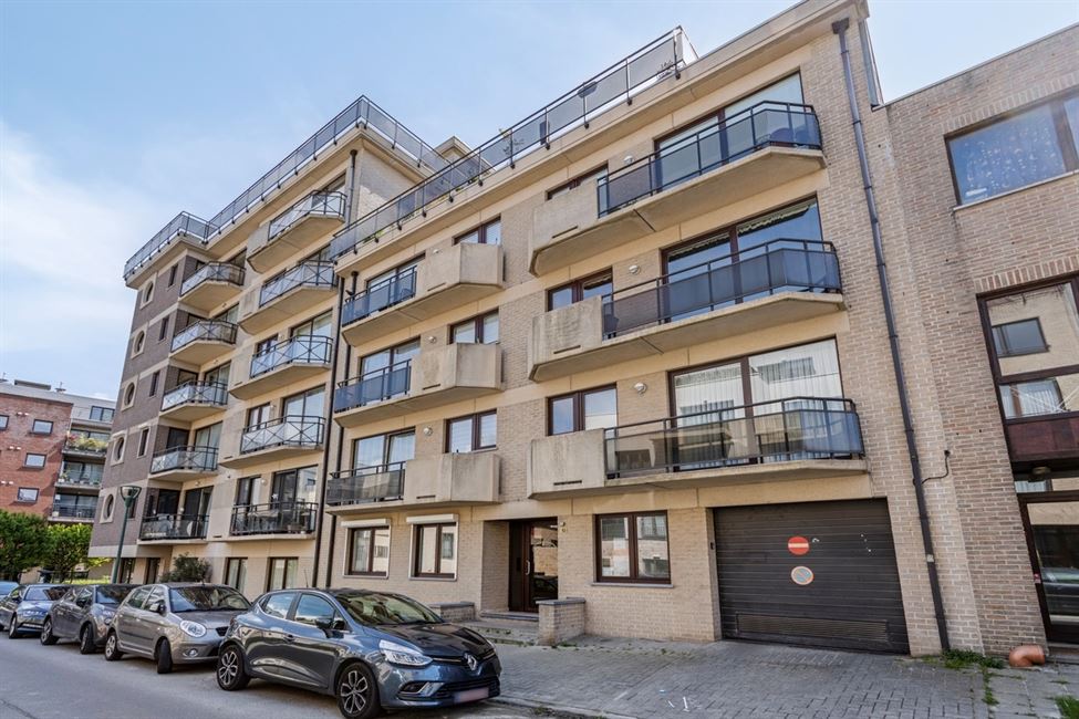 VENDU ! Bel appart 1CH en parfait état - terrasses + pkg