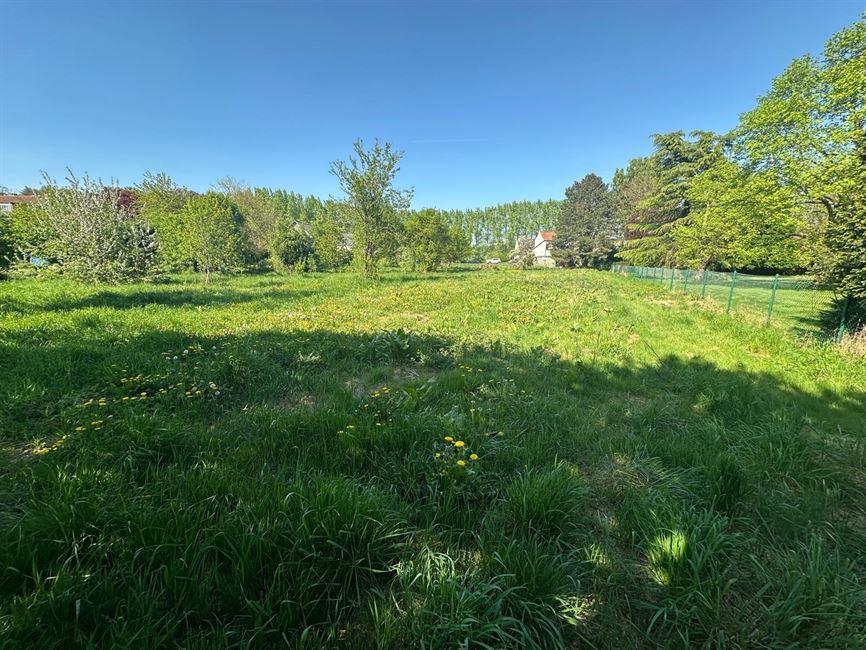 Magnif. terrain plein sud qui attend votre villa !