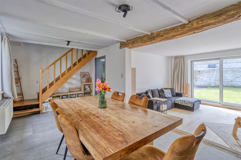 VENDUE! Mignonne maison villageoise, un bonheur ! 