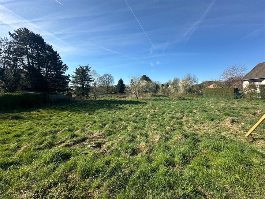 Magnif. terrain plein sud qui attend votre villa !