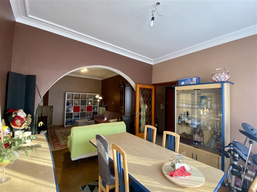 OPTION! FIN DES VISITES - PAGODES: APPART 2CH A RENOVER