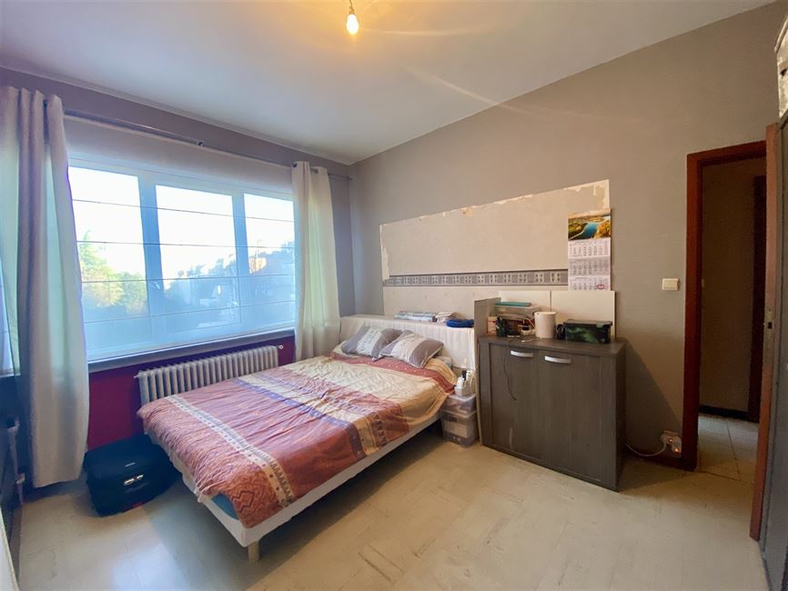 OPTION! FIN DES VISITES - PAGODES: APPART 2CH A RENOVER