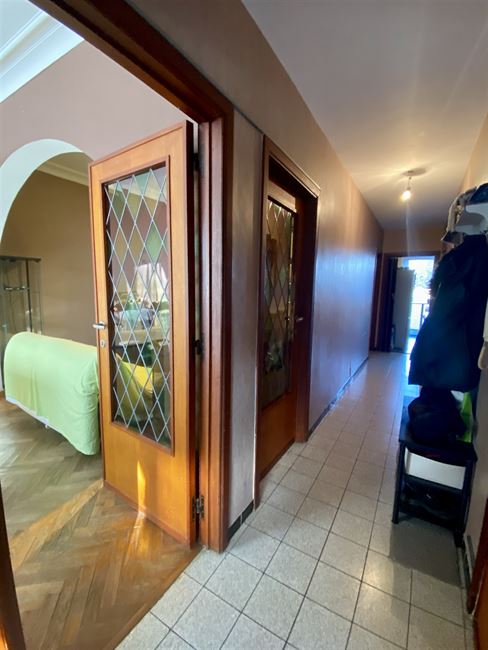 OPTION! FIN DES VISITES - PAGODES: APPART 2CH A RENOVER