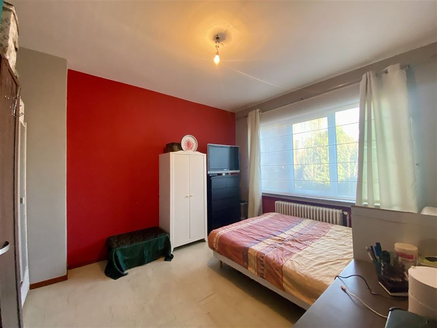 OPTION! FIN DES VISITES - PAGODES: APPART 2CH A RENOVER