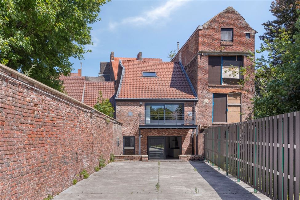 Magnif.triplex 3 ch avec terr et cour de 2019-2020.