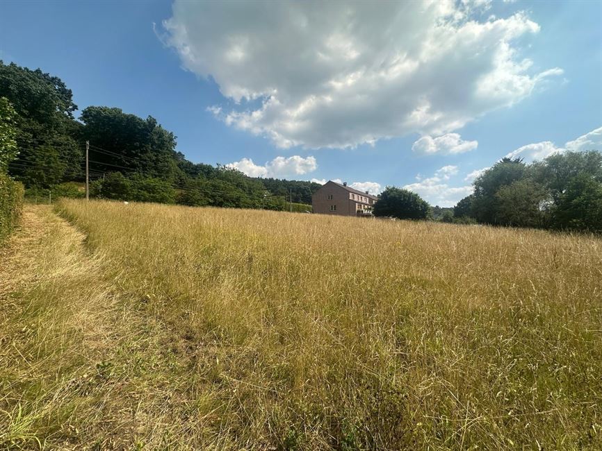 Belle parcelle OUEST proche de tout !