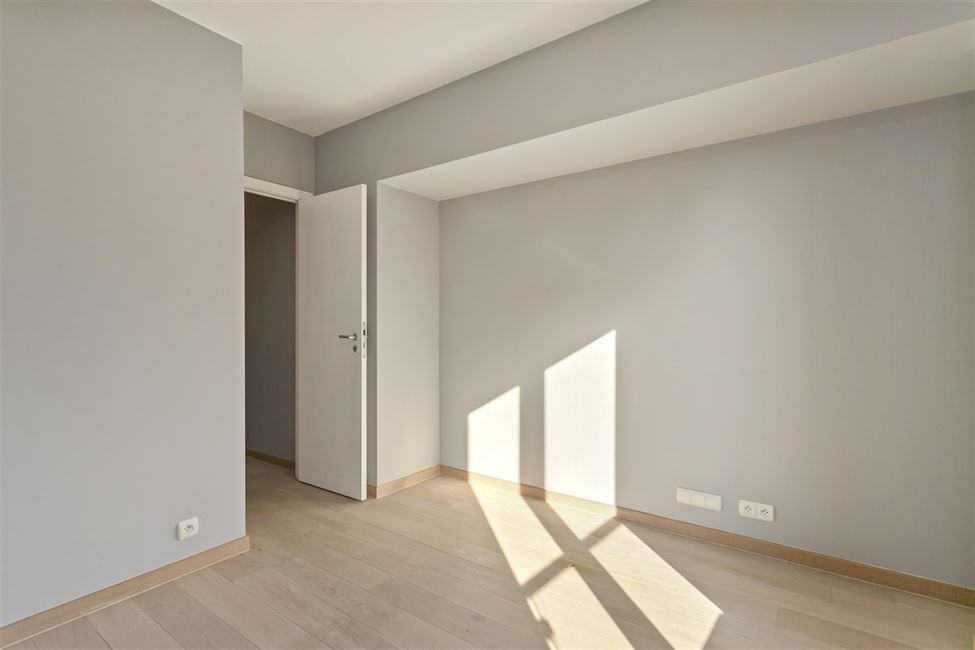 Magnif.appart 3 ch, 2 parkings, cave au coeur de LLN.