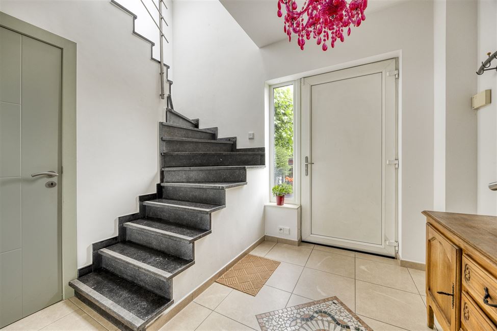 Exceptionnelle propriété, 2 logements, 7 chambres !