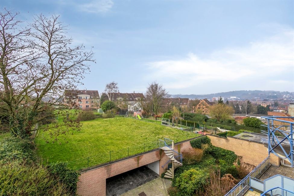 Appartement 1CH tout lumineux,jardin commun !