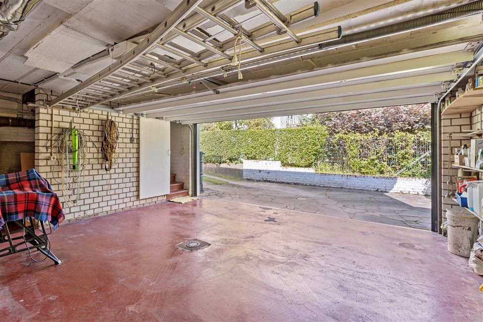 Villa de charme 4-5 Ch+prof.libérale poss, magnif.jardin !