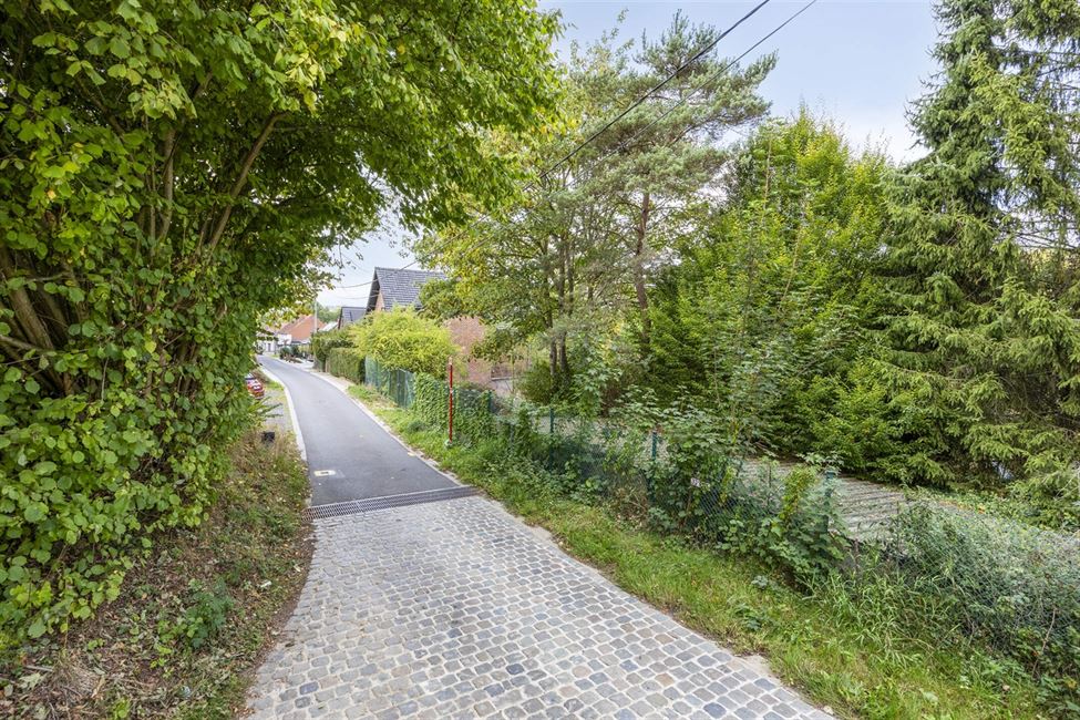 Terrain pour villa ou 2 maisons 3 façades (moyennant obtention permis d'urbanisme)