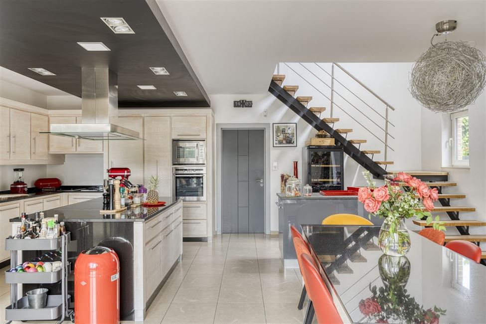 Exceptionnelle propriété, 2 logements, 7 chambres !