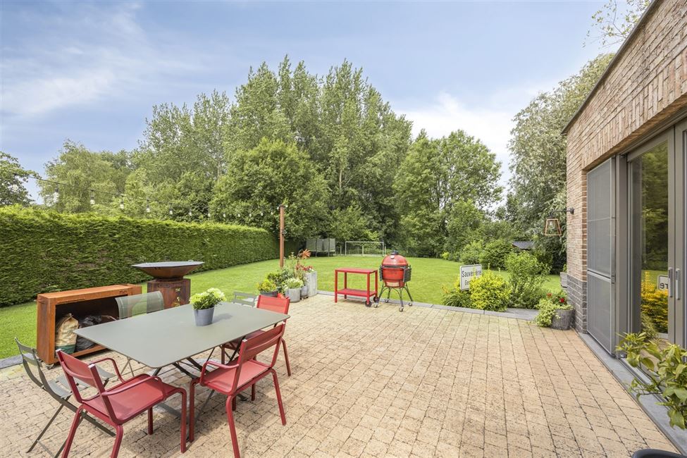 Exceptionnelle propriété, 2 logements, 7 chambres !