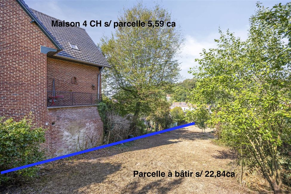 Terrain pour villa ou 2 maisons 3 façades (moyennant obtention permis d'urbanisme)