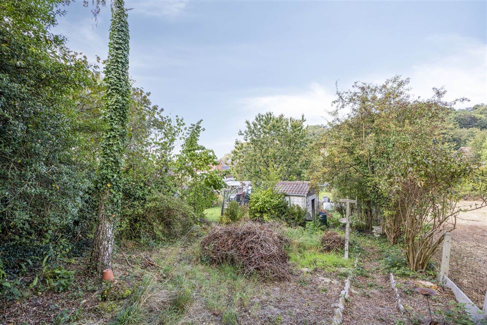 Belle villa 3/4 CH jardin et garage + possib. terrain.annexe