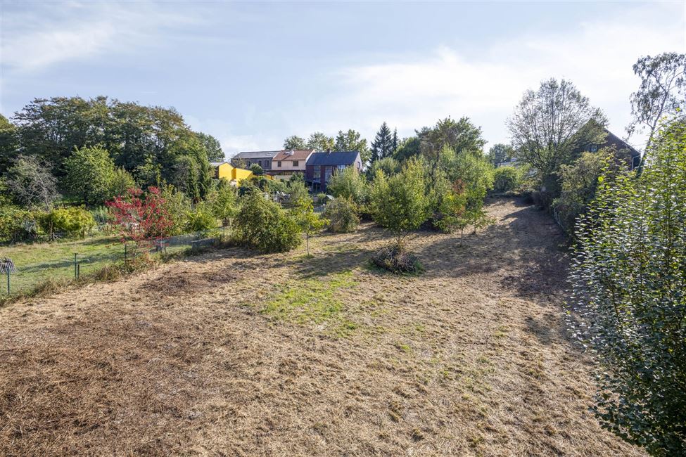 Terrain pour villa ou 2 maisons 3 façades (moyennant obtention permis d'urbanisme)