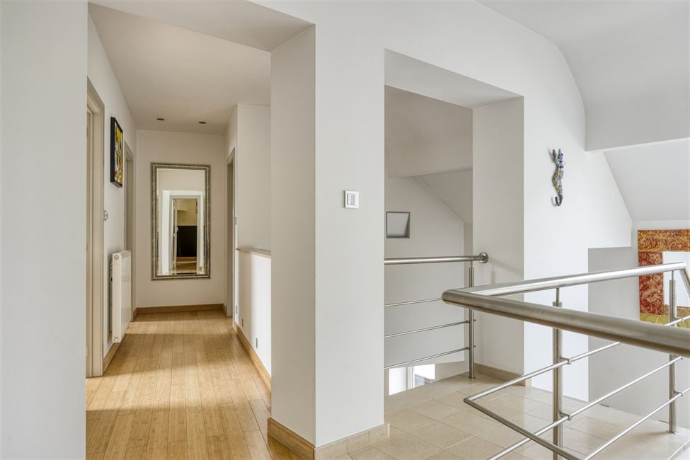 Exceptionnelle propriété, 2 logements, 7 chambres !