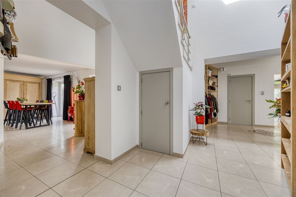 Exceptionnelle propriété, 2 logements, 7 chambres !