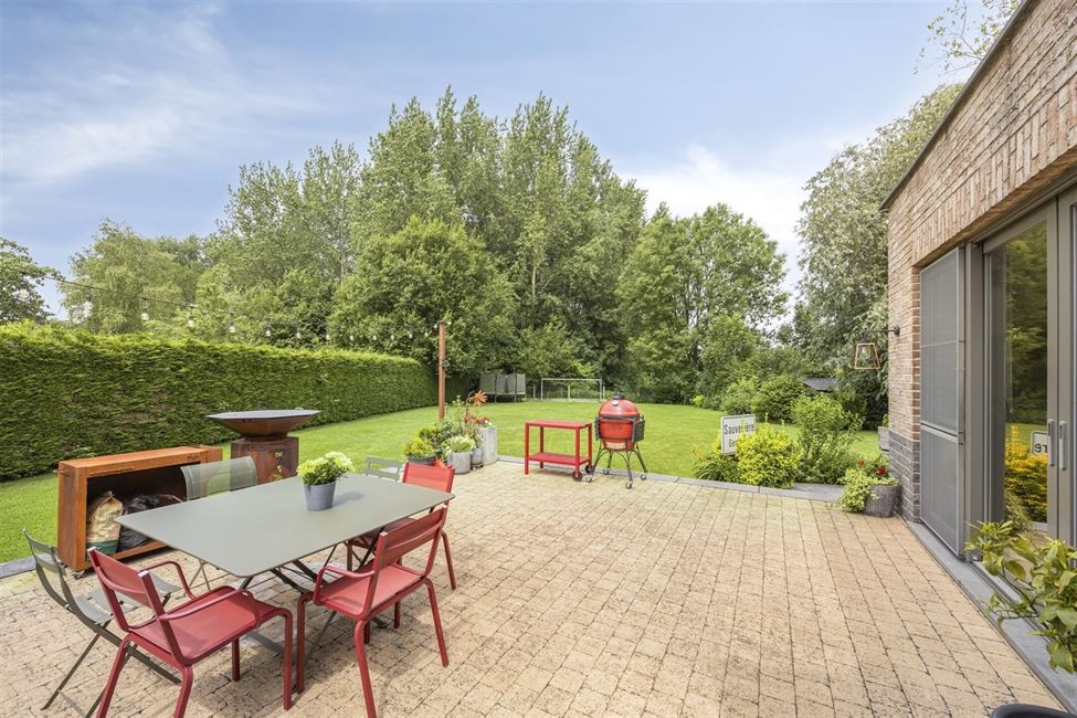 Exceptionnelle propriété, 2 logements, 7 chambres !