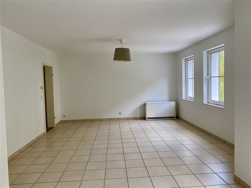 Bel appart 2CH avec terr, garage et jardin commun