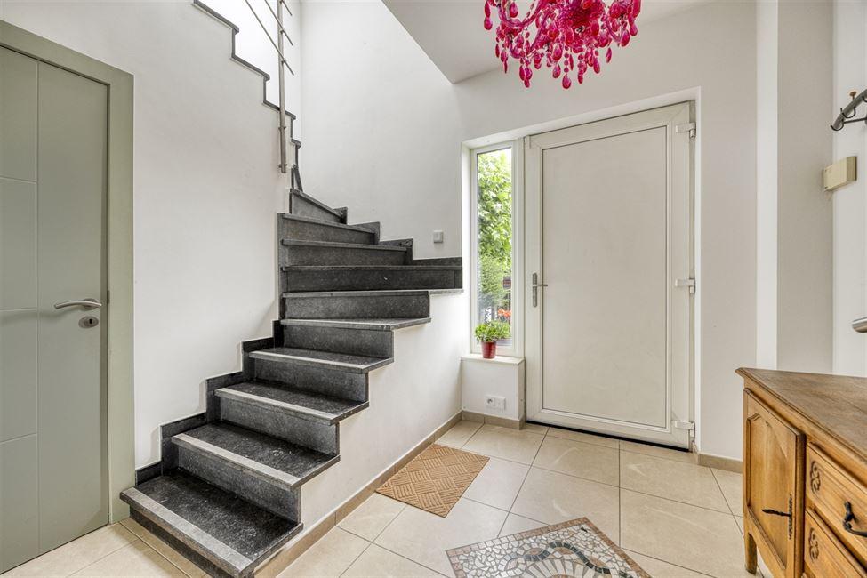 Exceptionnelle propriété, 2 logements, 7 chambres ! 