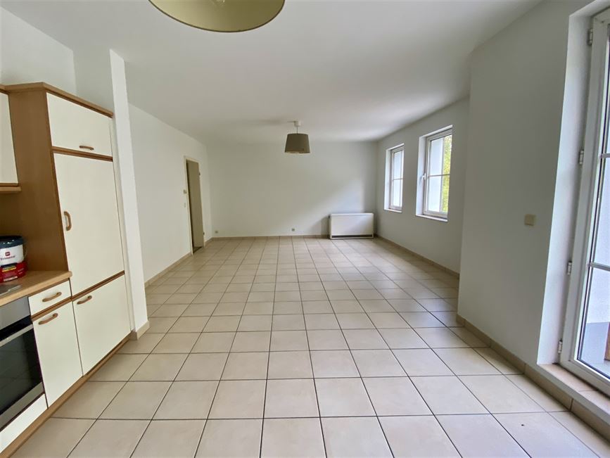 Bel appart 2CH avec terr, garage et jardin commun