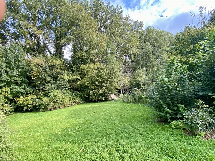 Bel appart 2CH avec terr, garage et jardin commun