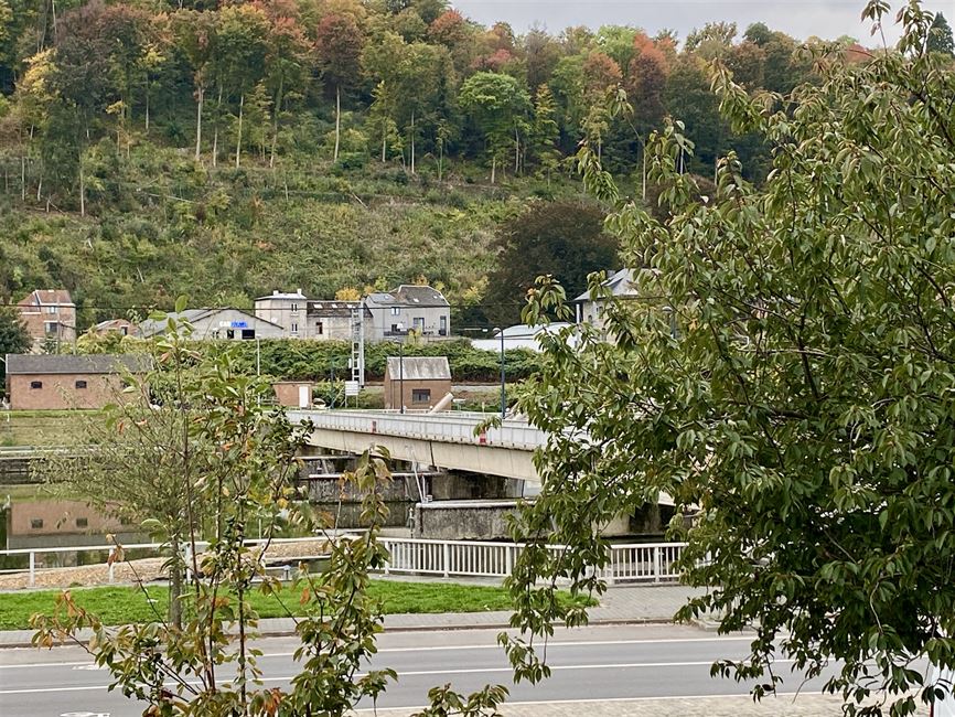 Magnifique appart traversant 2CH, terr. vue Meuse PEB B!