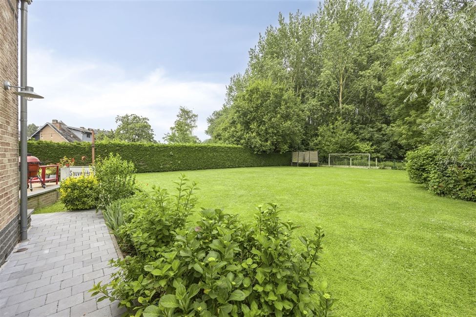 Exceptionnelle propriété, 2 logements, 7 chambres !