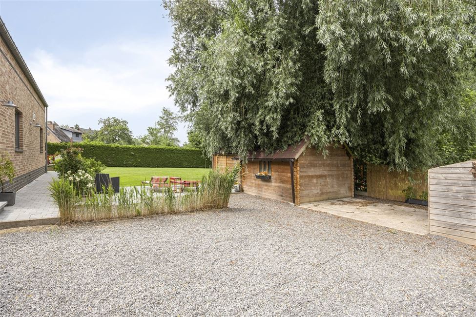 Exceptionnelle propriété, 2 logements, 7 chambres !