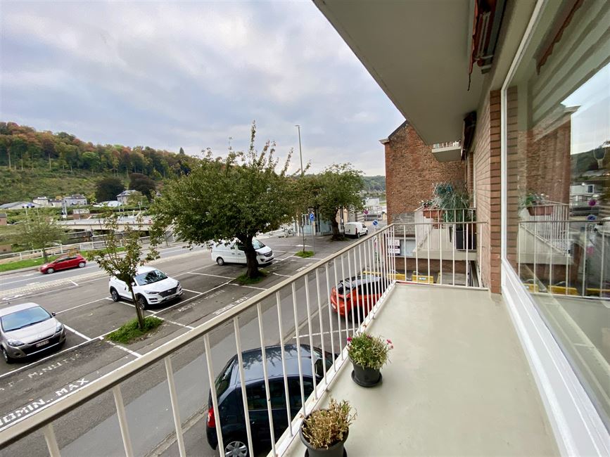 Magnifique appart traversant 2CH, terr. vue Meuse PEB B!