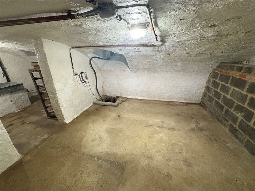 Vaste maison villageoise, idéale pour co-location ! 