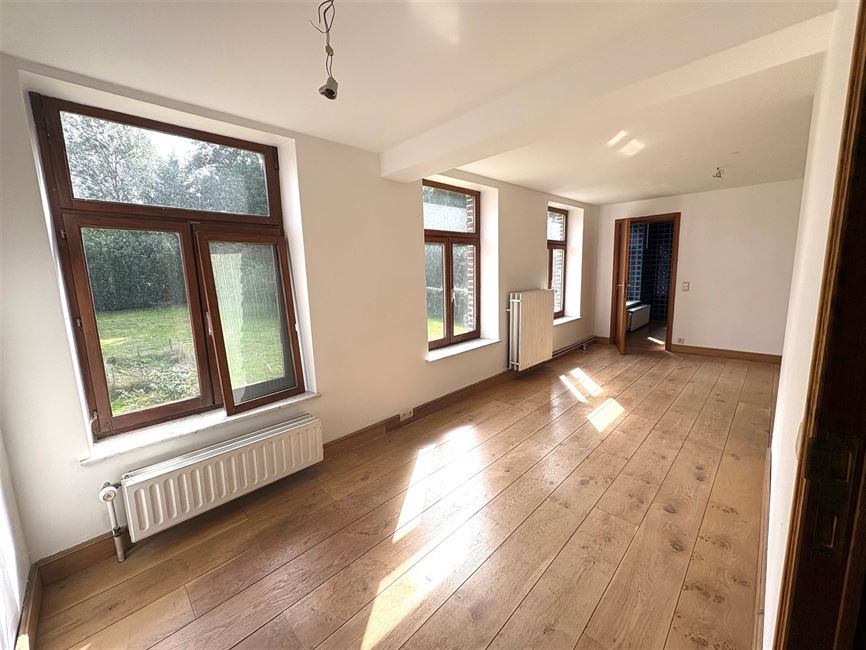 Vaste maison villageoise, idéale pour co-location ! 
