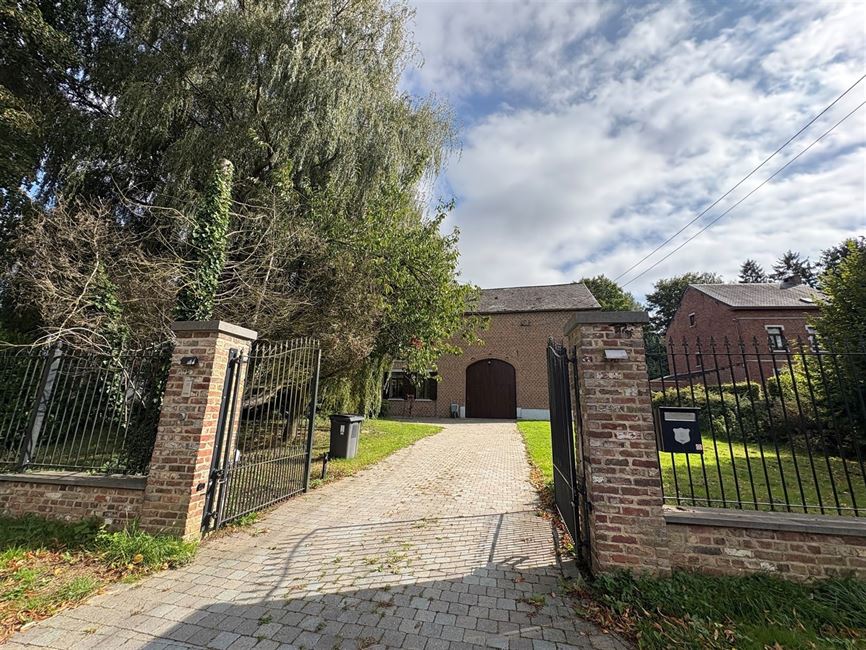 Vaste maison villageoise, idéale pour co-location ! 