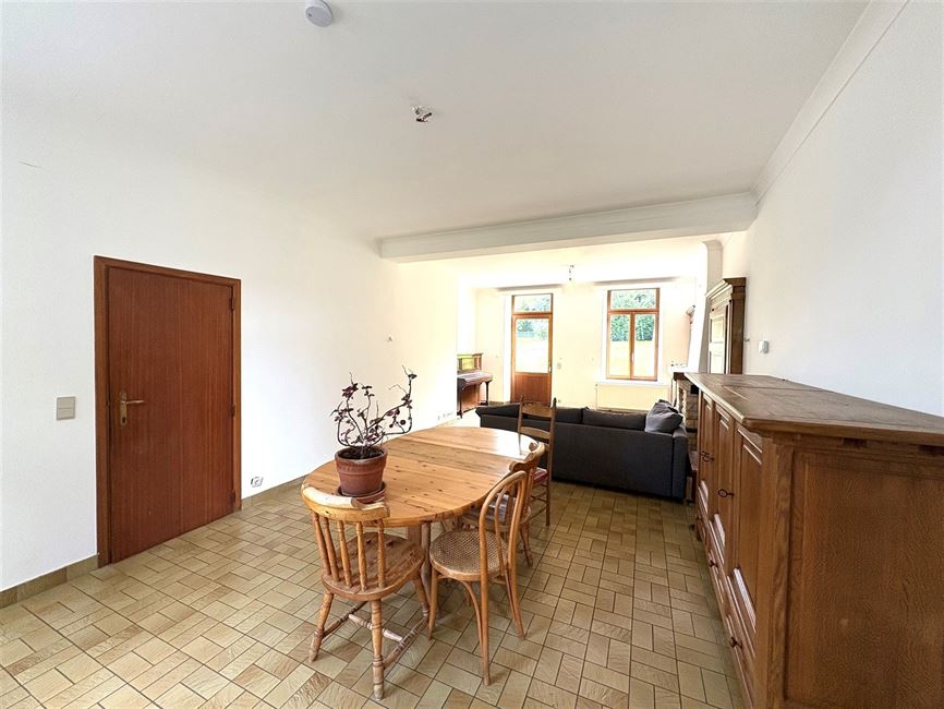 Vaste maison villageoise, idéale famille & co-location !