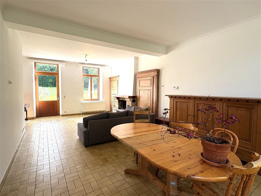 Vaste maison villageoise, idéale famille & co-location !