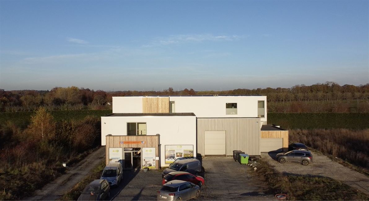 Magnif.imm industriel/commercial + logement fonction.