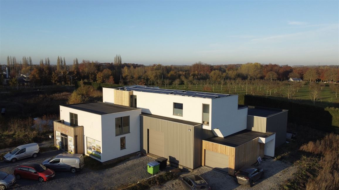 Magnif.imm industriel/commercial + logement fonction.