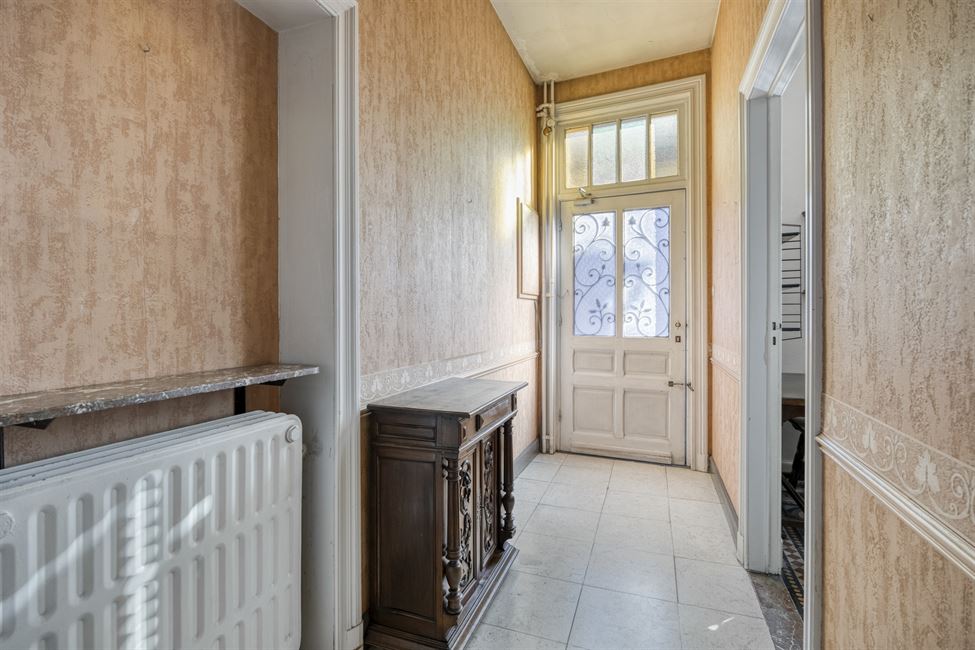 Belle maison bourgeoise avec esp. prof. libérale !