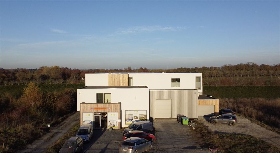 Magnif.imm industriel/commercial + logement fonction.