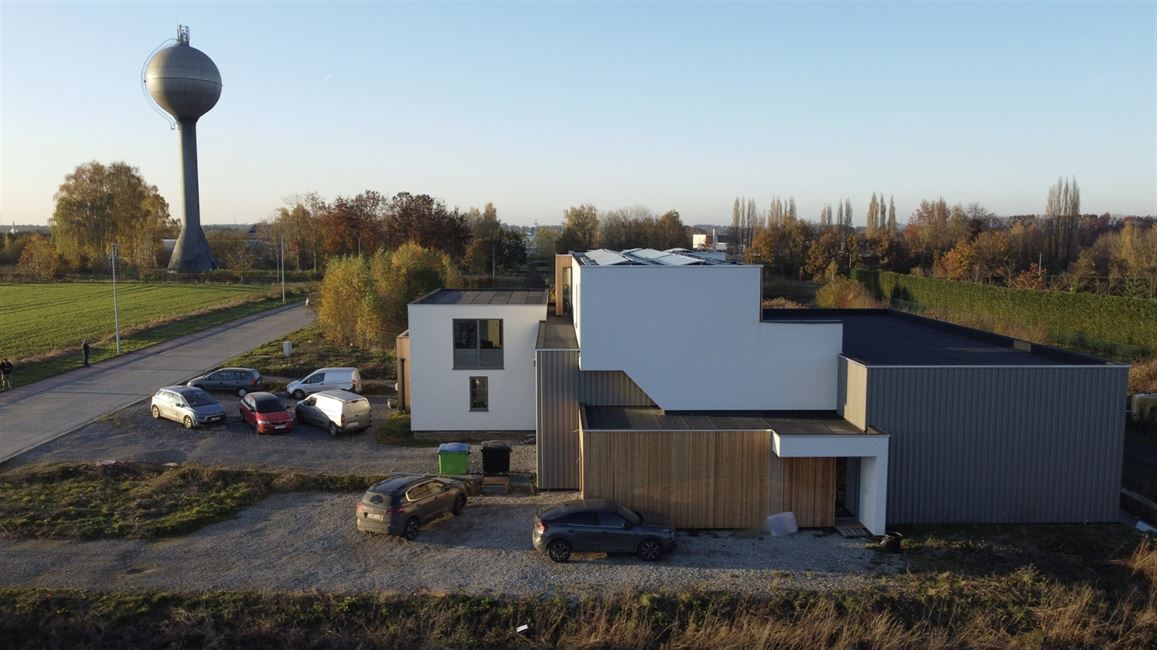 Magnif.imm industriel/commercial + logement fonction.