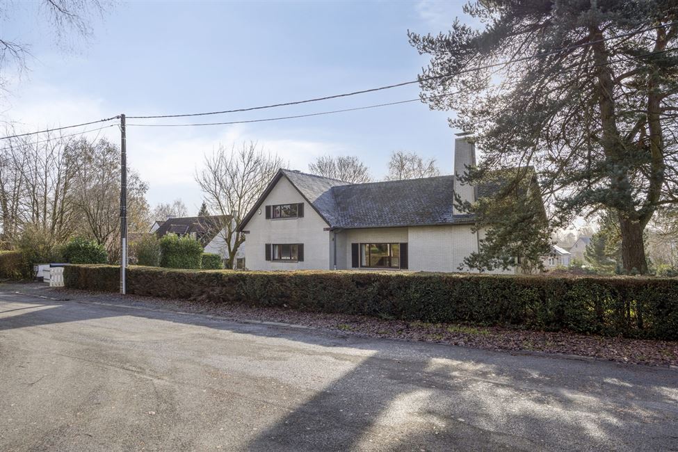 VENDUE! Très belle villa 5CH s/parc. 20,50 ares
