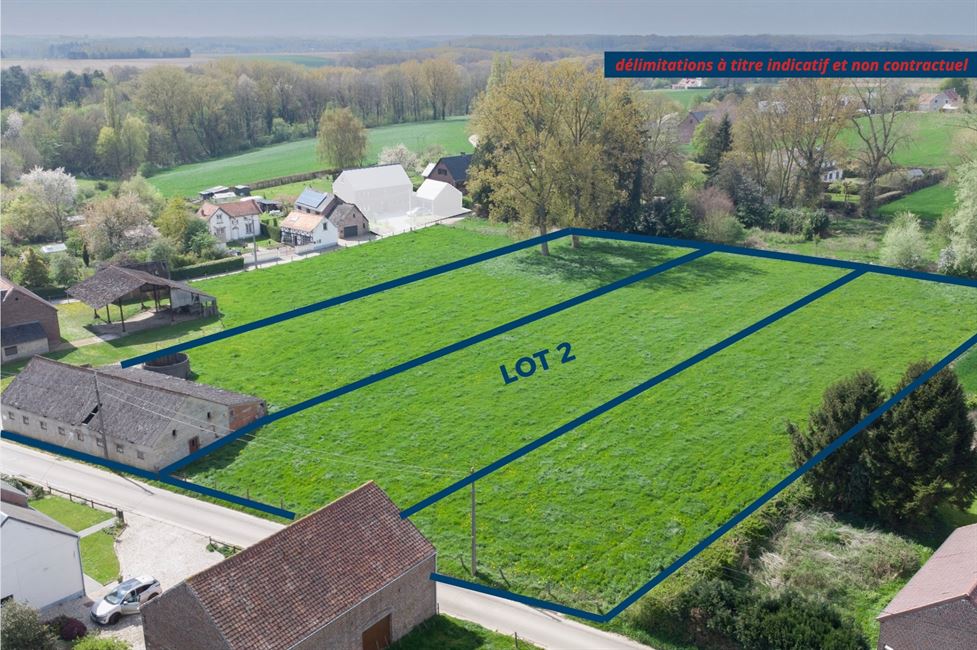 Magnif.vaste parcelle ds cadre verdoyant superbe !