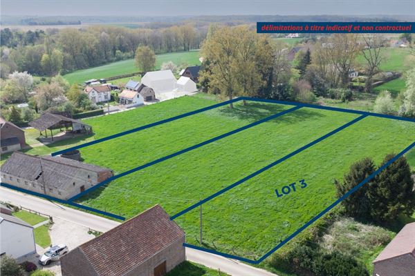 Magnif.vaste parcelle Ouest ds cadre verdoyant superbe !
