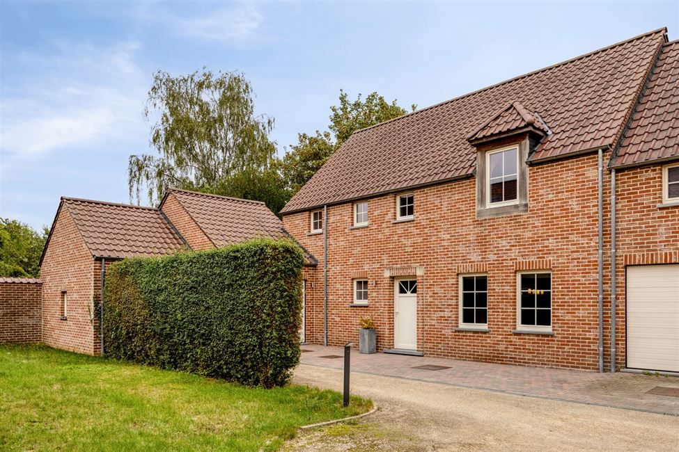 Belle maison 3ch/garage/car port/OK PROF LIB/ nickel nickel !
