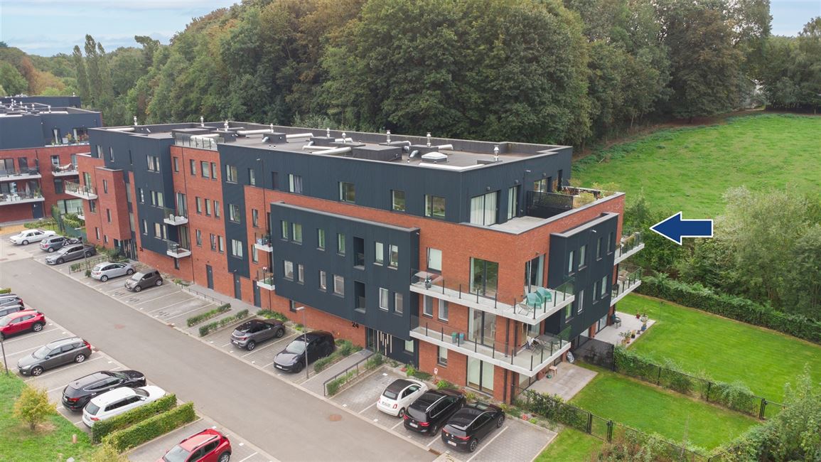 FO àpd 450.000€ Splendide appart. 3CH avec terrasse unique!