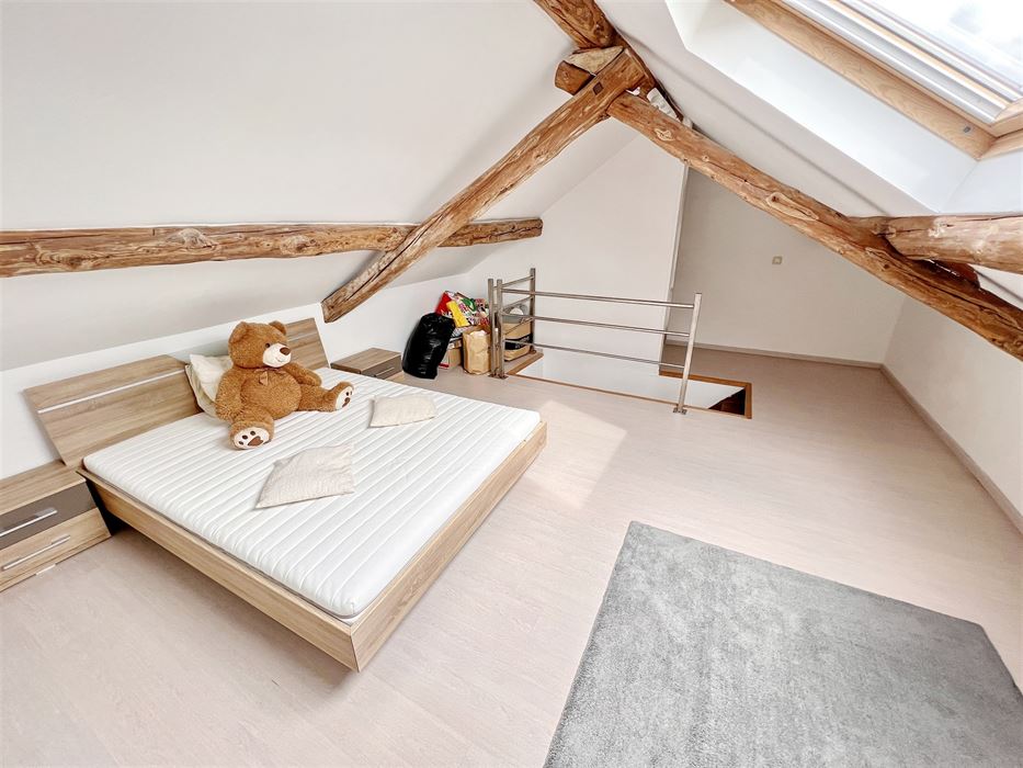 Absil Immobilière : Lumineuse maison en pierre 4 ch